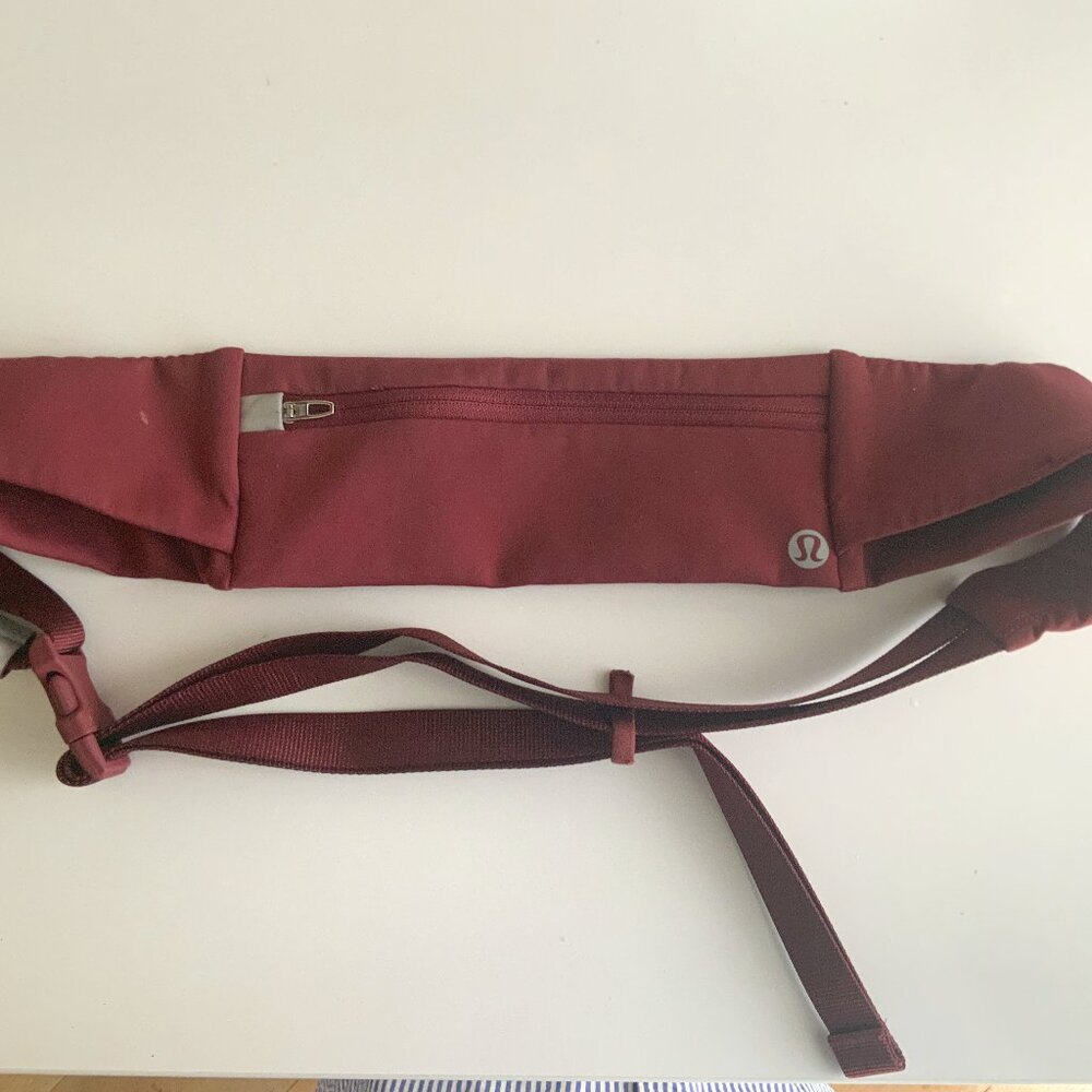 Lululemon Fast and Free Running Belt-L/XL  Chianti
